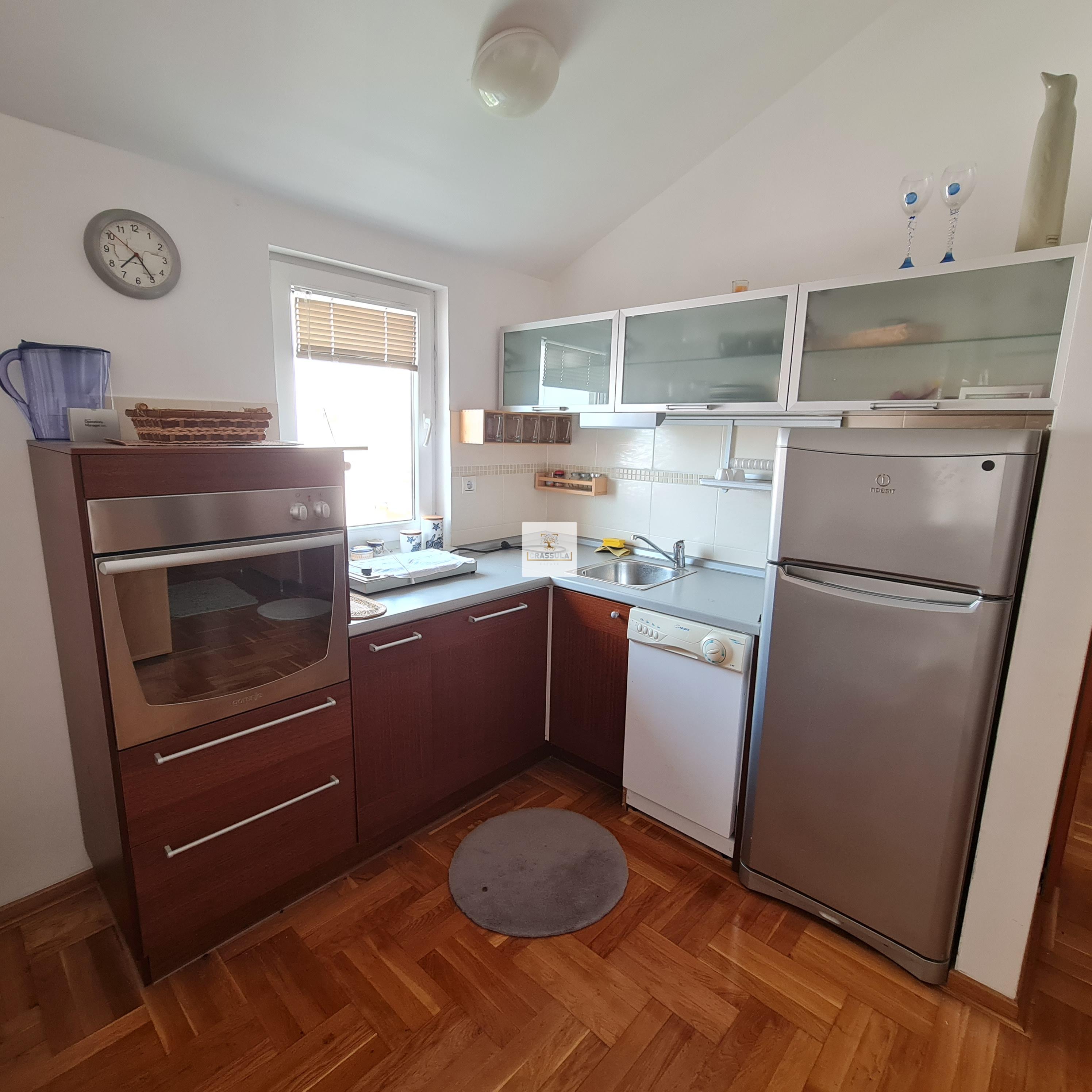 Two bedroom apartment coast line in Rafailovici