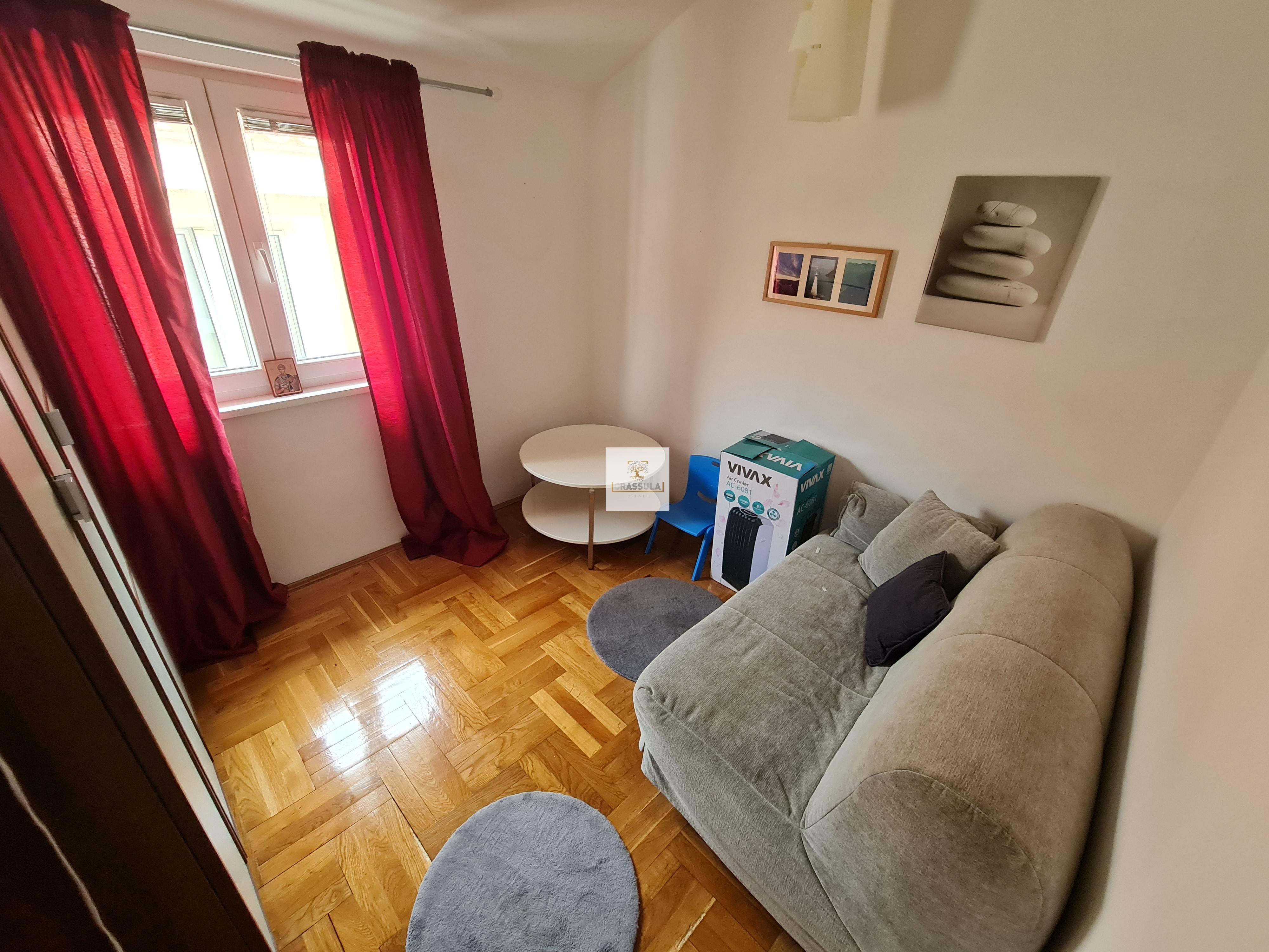 Two bedroom apartment coast line in Rafailovici