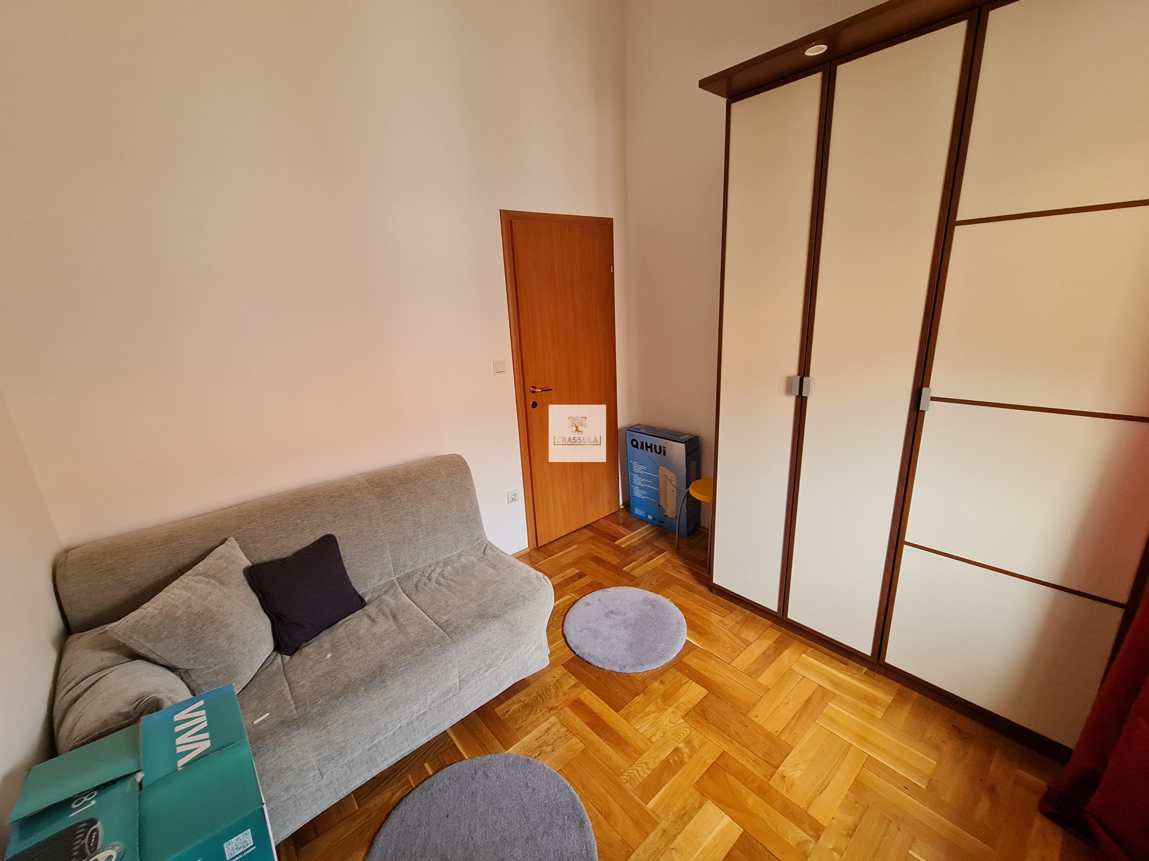 Two bedroom apartment coast line in Rafailovici