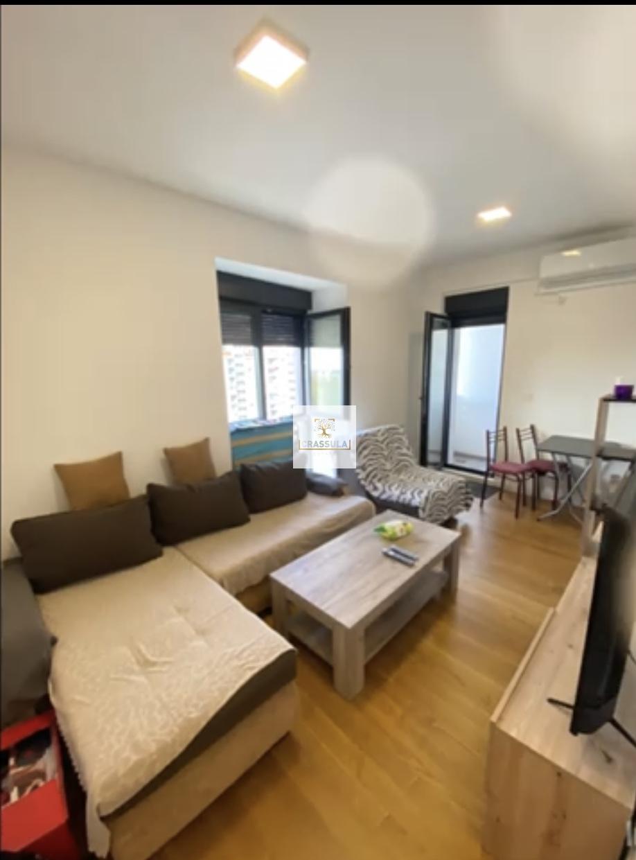 Studio Apartment for Sale in the Center of Bar – Perfect for Urban Living