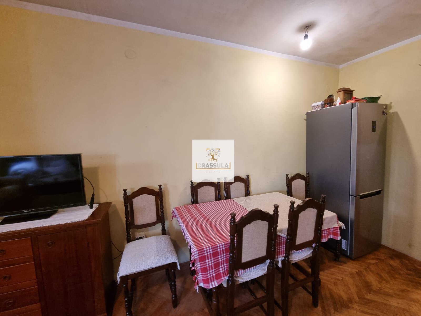 Studio apartment for sale in the Sveta Vrača neighborhood, Kotor!