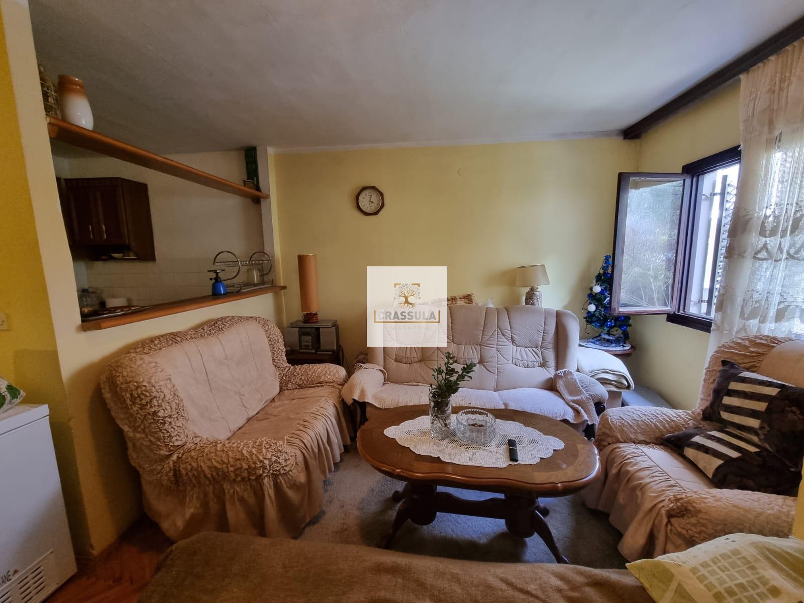 Studio apartment for sale in the Sveta Vrača neighborhood, Kotor!
