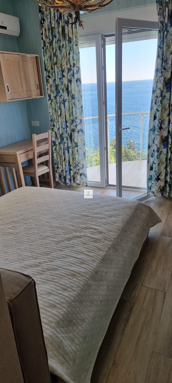 Luxurious 2-Bedroom Apartment in Dobra Voda, Bar