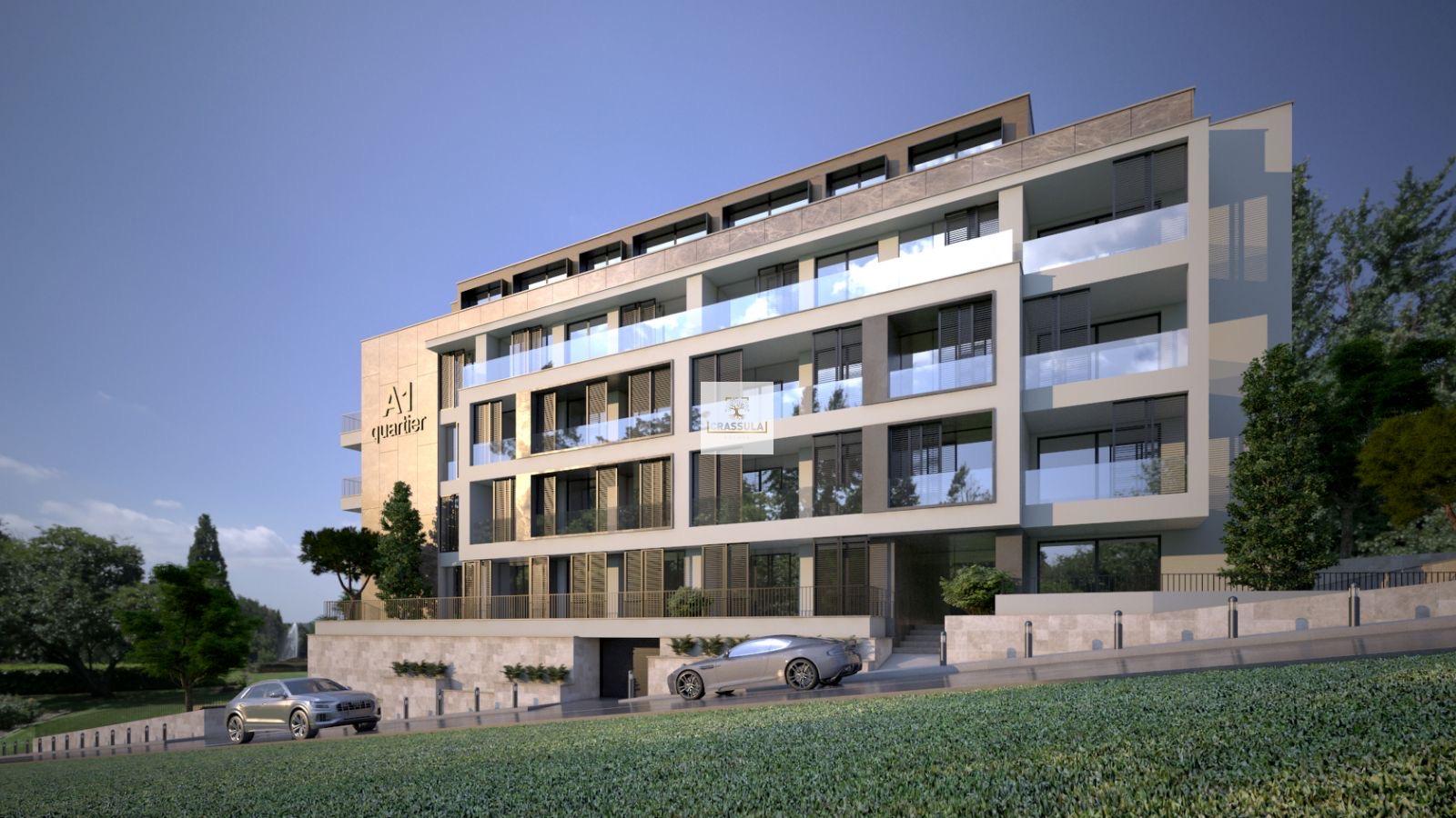 Modern 2-Bedroom Apartment with Sea View