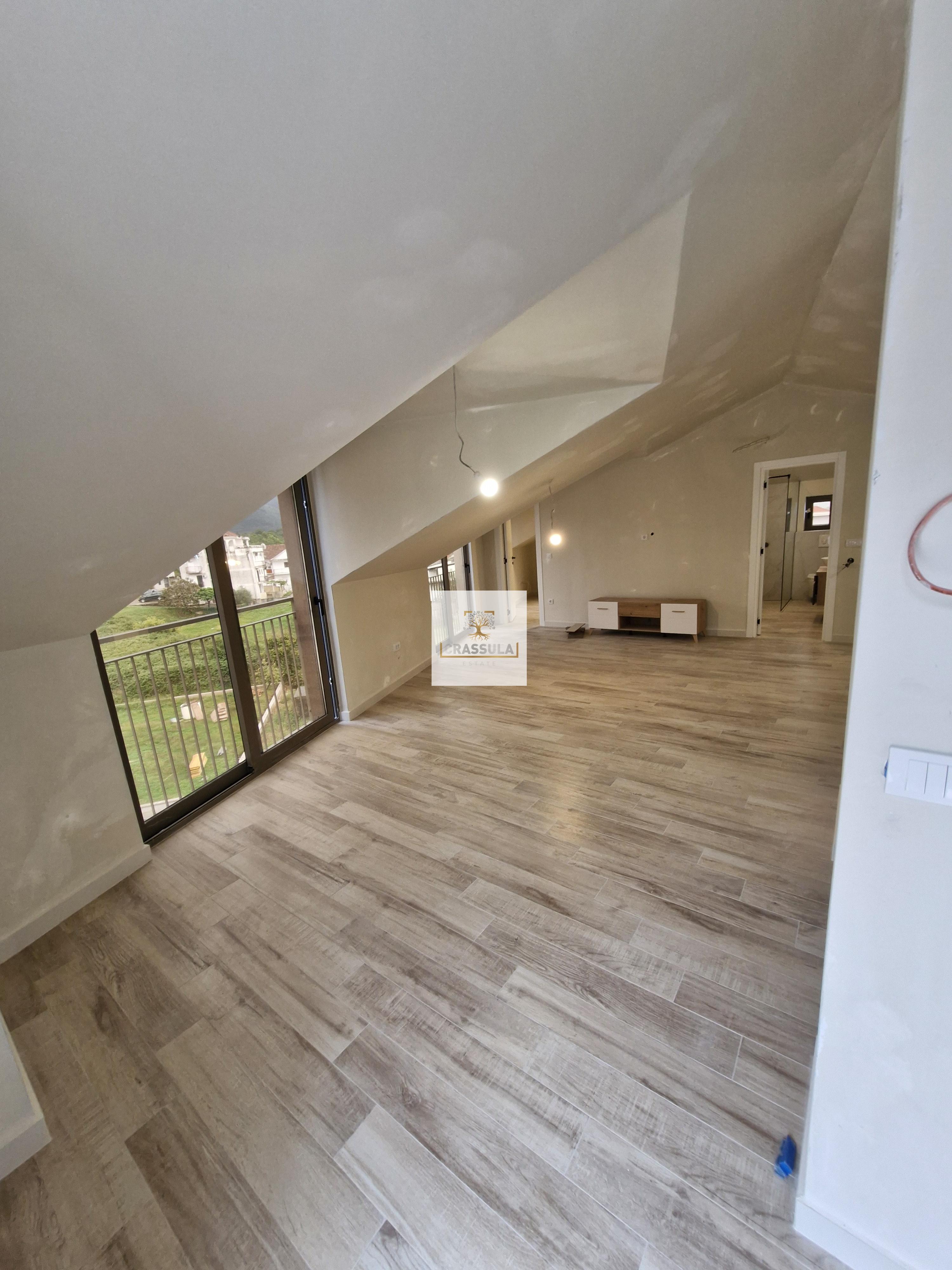 Brand new penthouse in Tivat, Dumidran