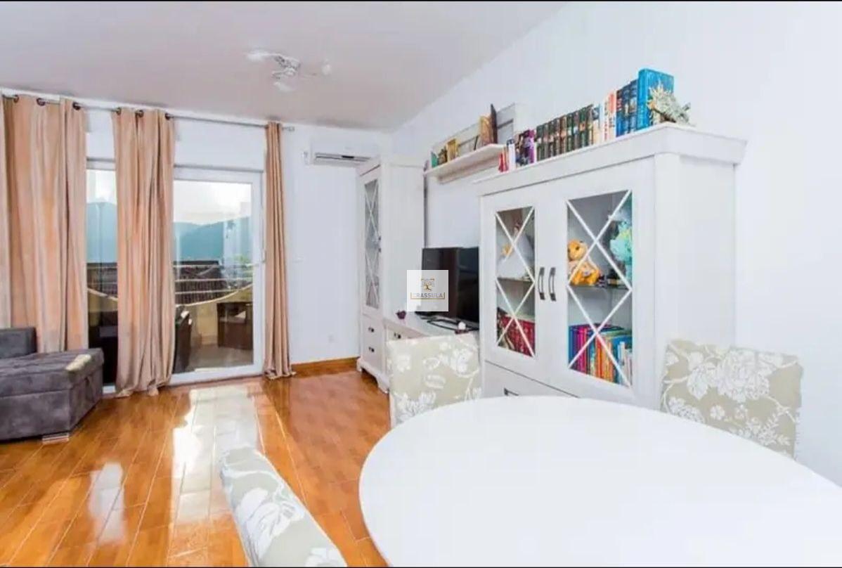 Apartment with two terrace in Podkošljun, Budva