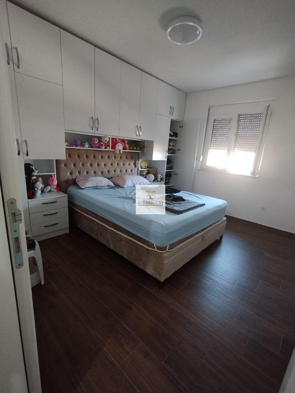 Two-bedroom apartment with a spacious terrace in Dobre Vode, Bar